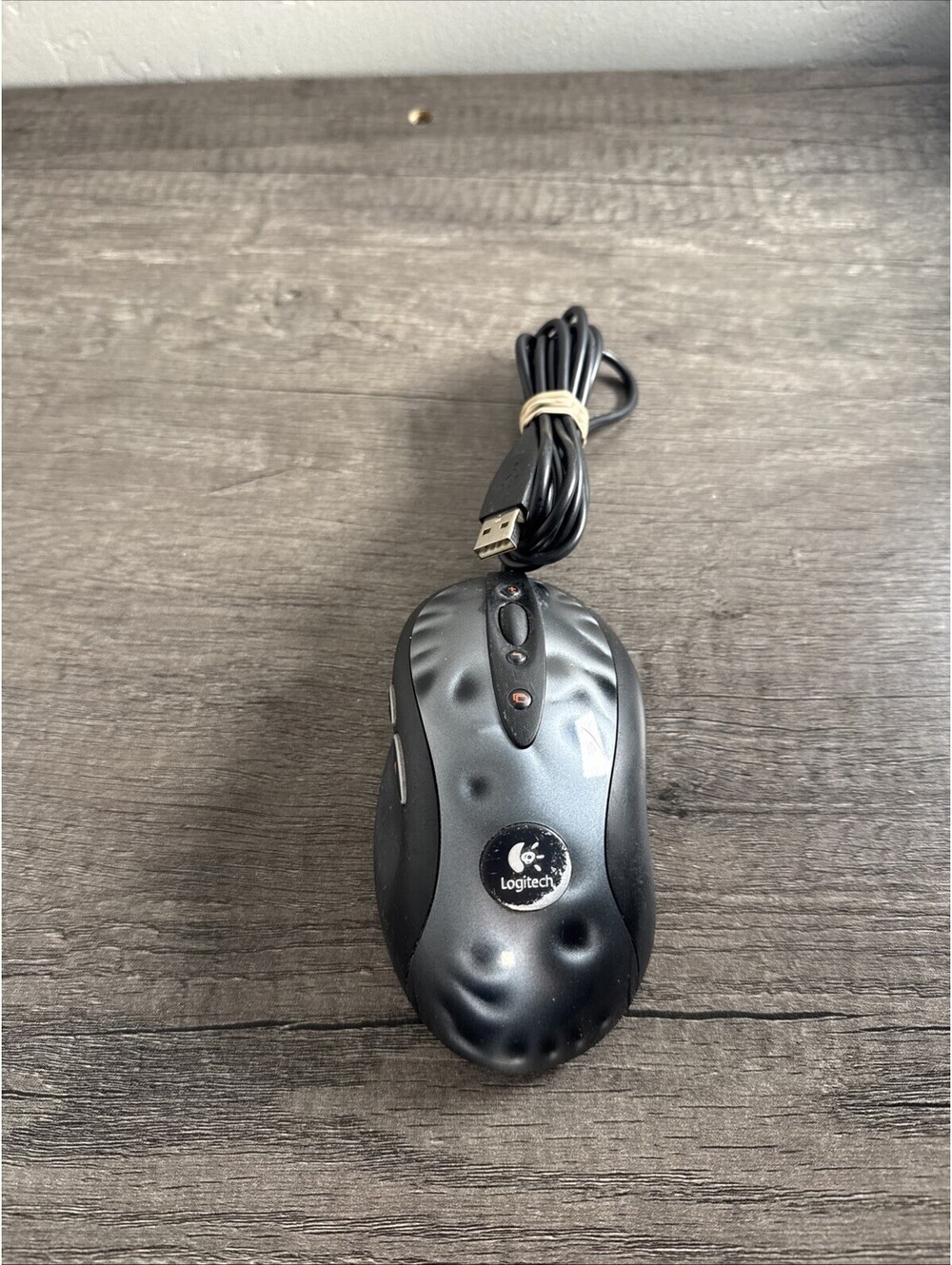 Logitech MX518 Legendary USB Wired Optical Gaming Mouse M-BS81A